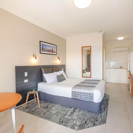 Coopers Colonial Motel Brisbane Exterior photo